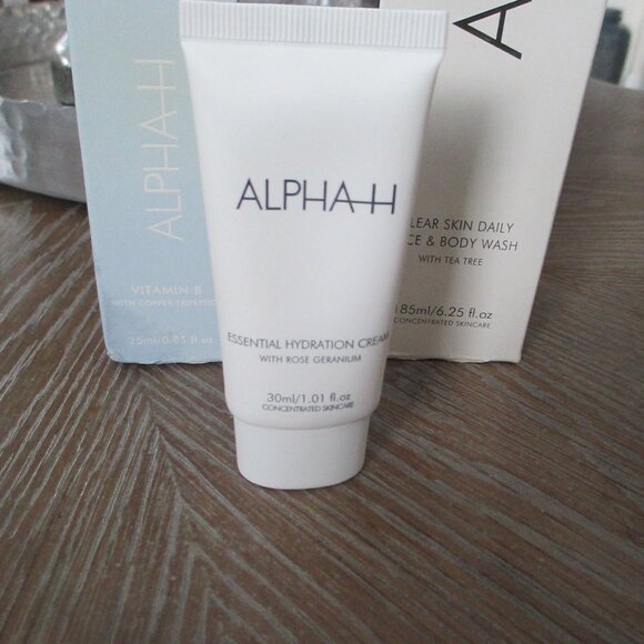 Alpha-H Set Vitamin B Serum, Essential Hydration Cream , Clear Skin Face/ Body W - Picture 2 of 5